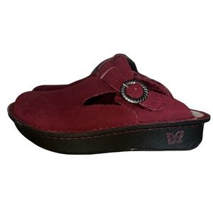 Alegria Suede Clogs Lined Sherpa Women’s Size 9